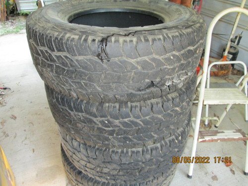4 - 265-70R-17 Tires