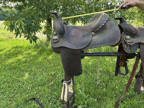 Crates 16” saddle
