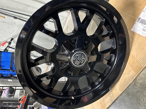 Thret Off-Road Rims 802 Altitude Set of 4