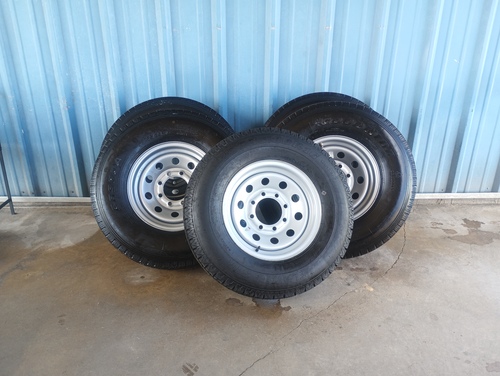 Trailer Tires 