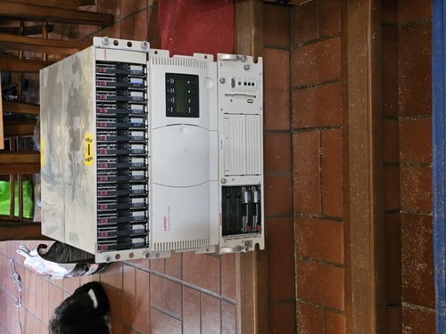 1 HP SERVER ML350 LINUX WINDOWS UNIX NEW IN BOX 1 DL380 SERVER, (15) 36GB SCSI DRIVES 1 SUPERMICRO