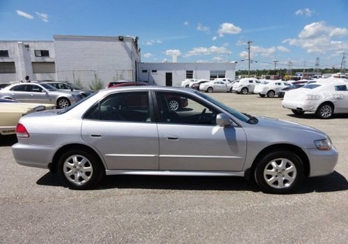 2001 Honda Accord Sedan (Automatic) Mileage: 110506