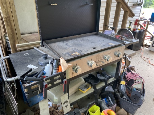 Members mark 4 burner griddle 