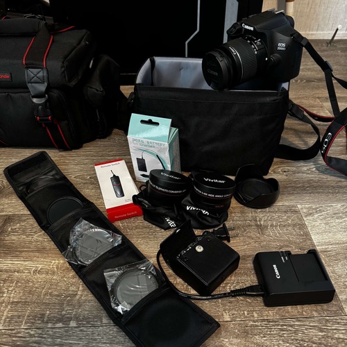 Canon 2000D
