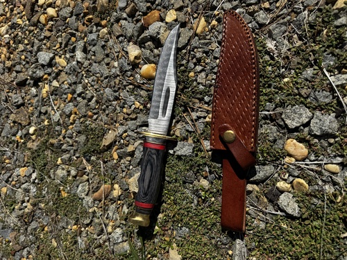 Damascus Knife 