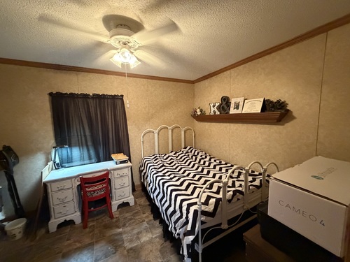 2009 single wide mobile home *MUST MOVE*