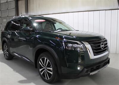 2025 Nissan Pathfinder Platinum, 6,203 miles