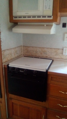 Fifth wheel camper to be moved hitch included