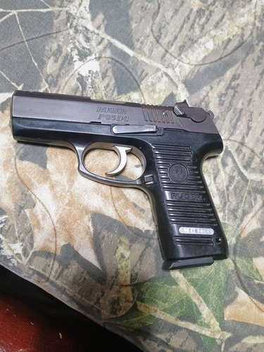Ruger P95 DC 9mm 1 magazine 