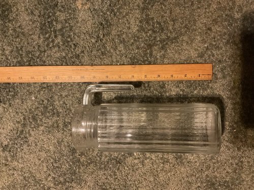 Cocktail mixing pitcher