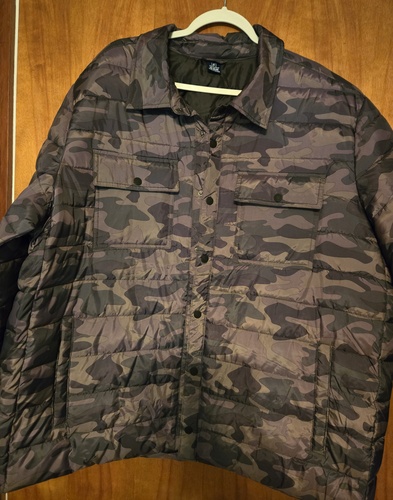 NWT 2XL CAMO JACKET