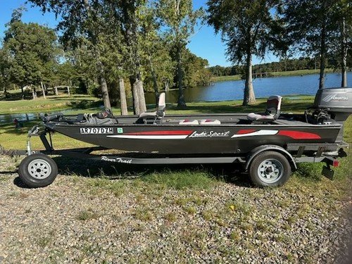 16 Ft Lakesport Boat and trailer