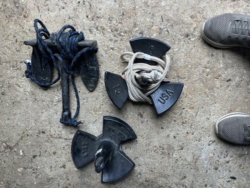 Boat anchors 