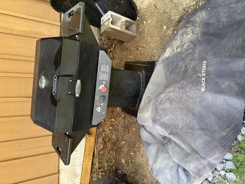 The Holland Grill with a cover