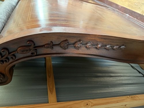 King size sleigh bed