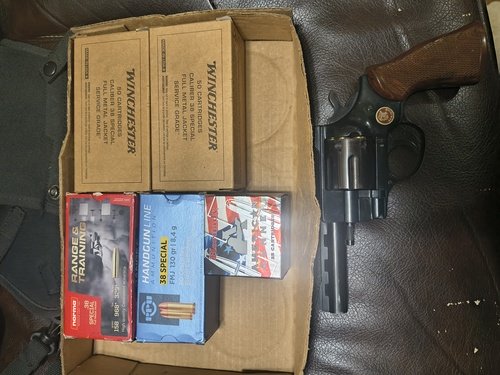 FIE Titan Tiger 38 Spl.