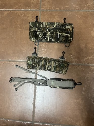 Shotgun shell holders