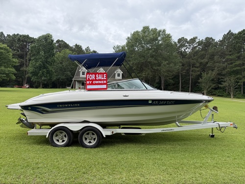 2004 Crownline 208 Bowrider