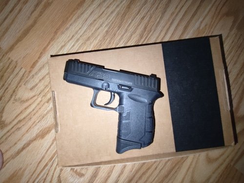 DiamondBack DB9 9mm Luger Semi Auto Pistol