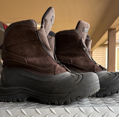 Mens size 12 boots 