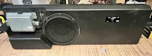 Ford F150 OEM Factory Subwoofer & Amp unit , fits (04 , 05 , 06 , 07 , 08)  
