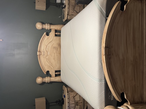 Tempur-pedic Queen mattress