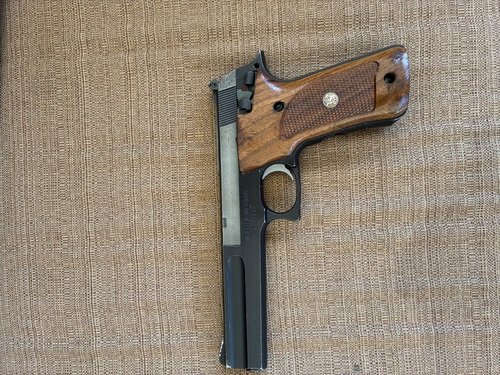 Pistol