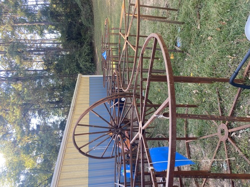 Metal reelsFor sale, 6,8 ft. Mostly 8 ft in diameter.