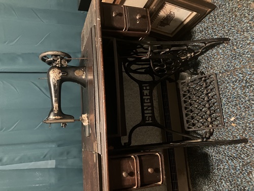 Singer Treadle Sewing Machine