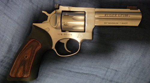Ruger gp100 taurus judge