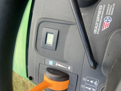John Deere S110