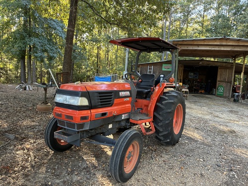 Tractor 