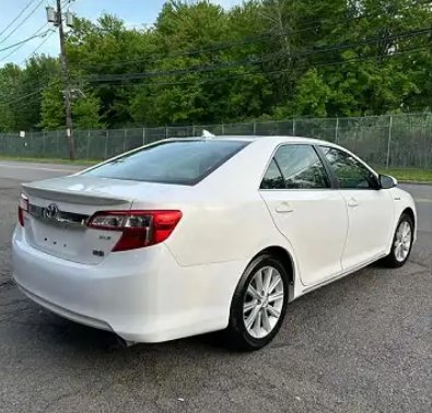 Classified Listing | 2012 Toyota Camry Sedan XLE Sedan Automatic | 789987
