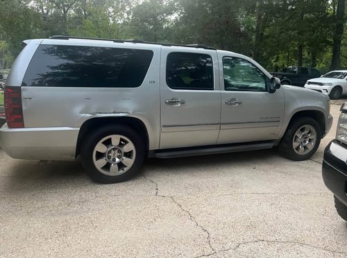 2011 Chevrolet suburban ltz