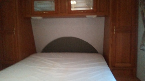 Fifth wheel camper to be moved with or without hitch