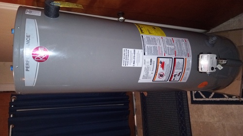 40 Gallon Rheem Gas Hotwater Heater 3 years 4 months left on warranty 