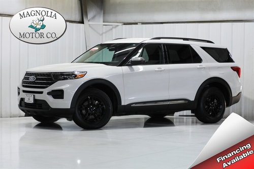 2023 Ford Explorer XLT 3,283 miles