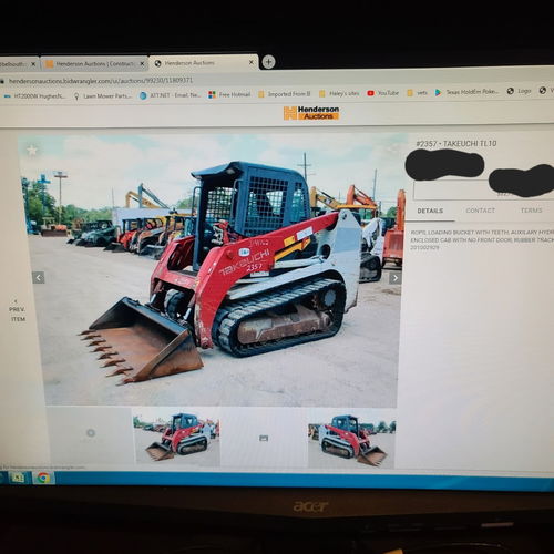 TAKEUCHI TL10 Skidsteer 
