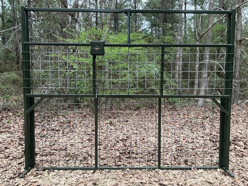 10 Panel Angry Boar Hog Trap w/8 ft. Wide Drop Gate Includes Live Feed Camera