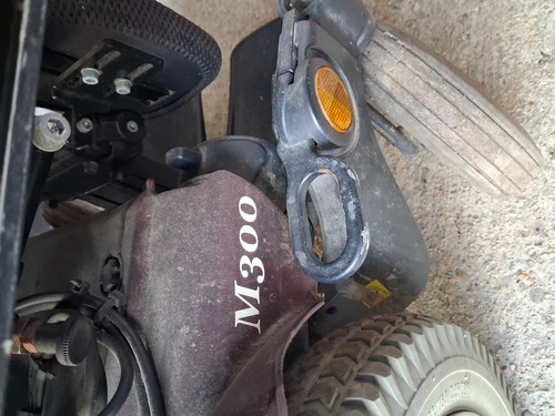 Mobile wheel chair 