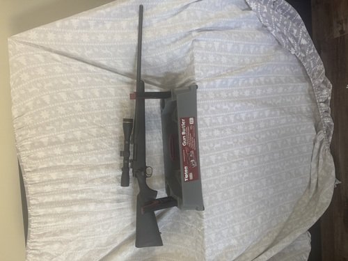 Remington 700 7mm Magnum VX Leupold Freedom 4x12x40 scope 