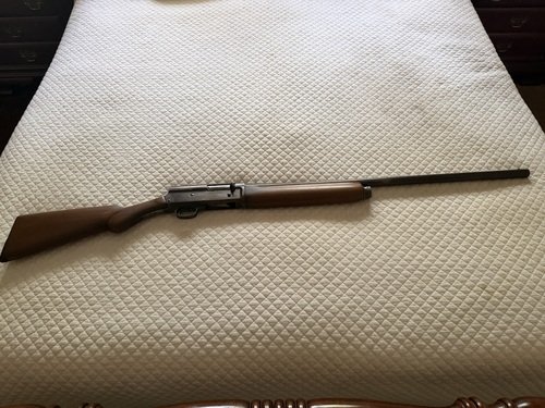 Remington automatic shotgun