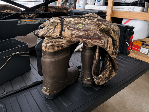 CAMO WADERS (Size 10.5/11)