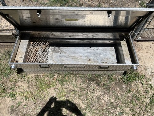 Mid-size Truck tool box. Tradesman brand