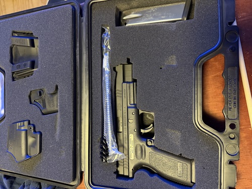 Springfield Armory 40SW