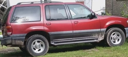 2001 mercury mountaineer v8 awd 