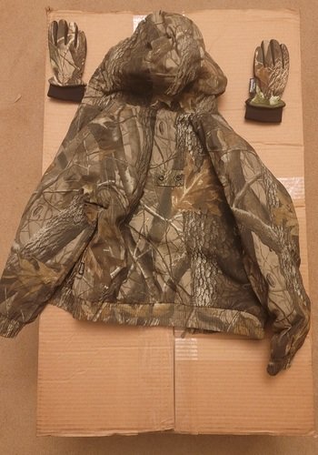 Heavy youth camo jacket and gloves