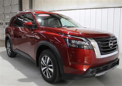 2025 Nissan Pathfinder SL, 12,506 miles
