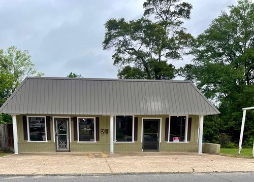 836 West Faulkner