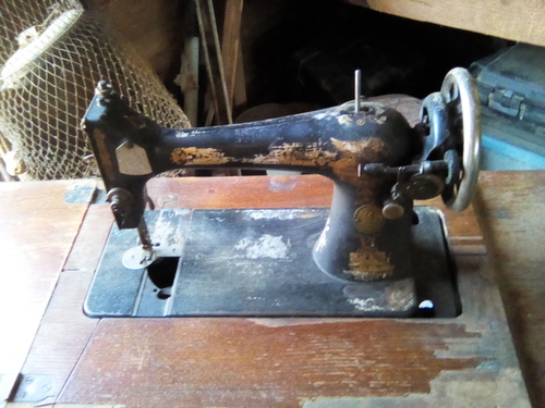 Singer treadle sewing machine